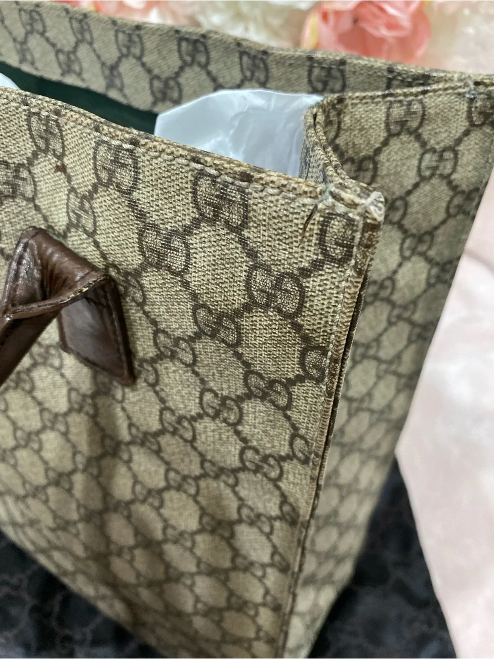Gucci GG Supreme Canvas Tote Bag